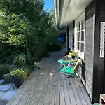 Perfect Base Near And Shops بيت للعطل Bøtø By